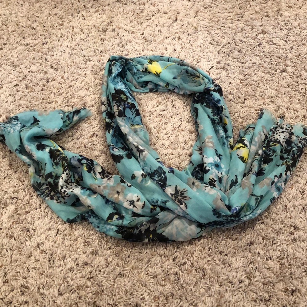 Scarf